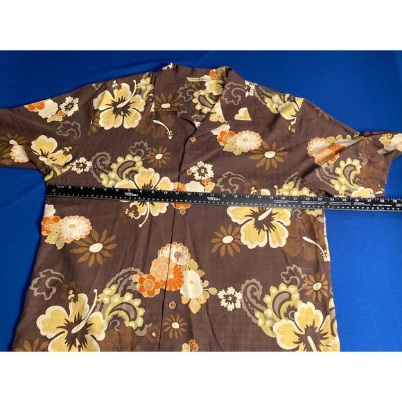 Tommy Bahama Mens 100% Silk Hawaiian Style Shirt Size L Dark Brown Floral - Picture 3 of 13